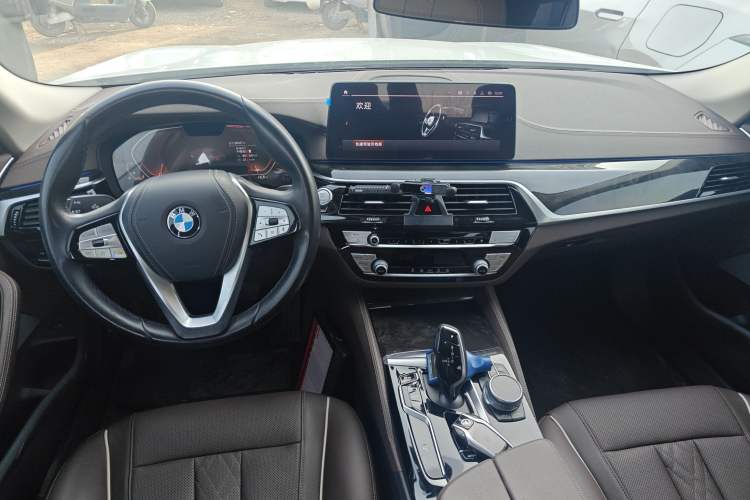 Used BMW 5 Series 2021 525Li Luxury Package

