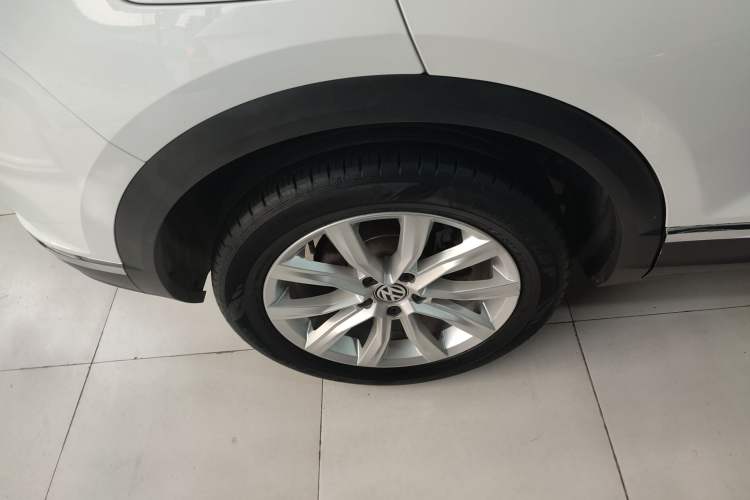 Used Volkswagen T-ROC 2020 280TSI DSG Two-Wheel-Drive Elite Version