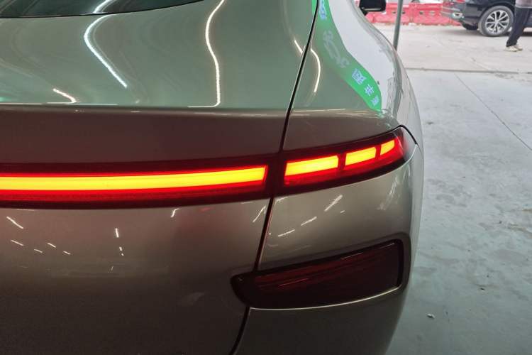 Used XPeng P7 2022 670E+
