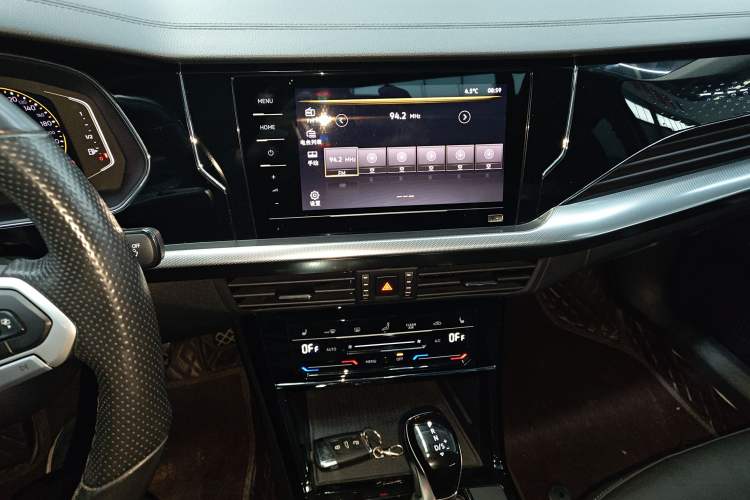 Used Volkswagen Passat 2022 330TSI Elite Edition Custom Version
