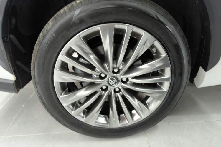 Used Toyota Highlander 2022 Dual-Engine 2.5L Four-Wheel Drive Supreme Edition 7-Seater
