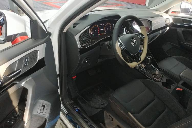 Used Volkswagen Tayron 2021 330TSI Two-Wheel Drive Luxury Smart Connectivity Version