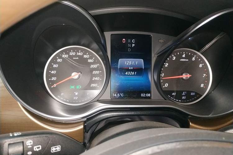 Used Mercedes-Benz V-Class 2022 V 260 L Long Wheelbase Prestige Edition
