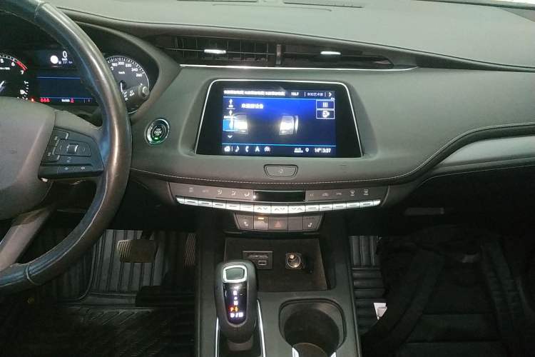 Used Cadillac XT4 2018 28T Two-Wheel Drive Leading Version
