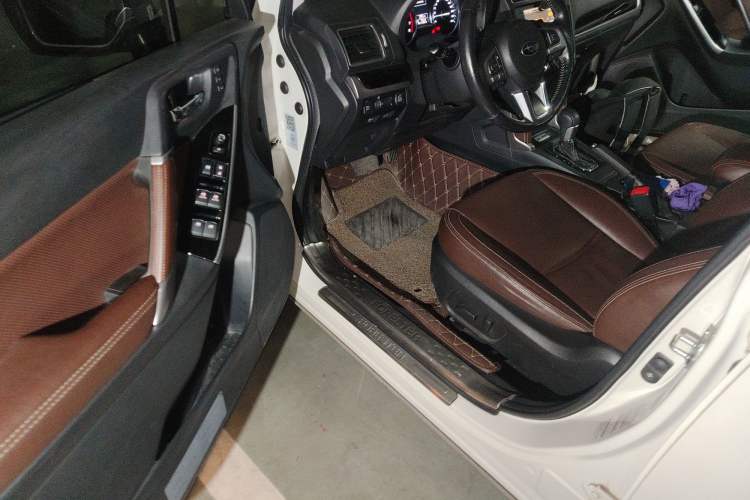 Used Subaru Forester 2017 2.5i Luxury Special Edition