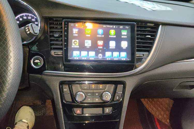 Used Buick Encore 2016 18T Automatic Two-Wheel Drive Urban Fashion Model
