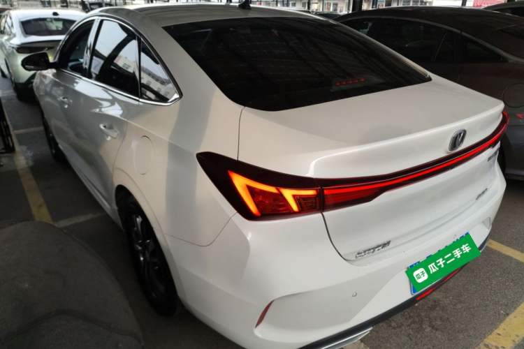 Used Changan Eado 2022 PLUS Blue Whale NE 1.4T GDI DCT Prestige Edition