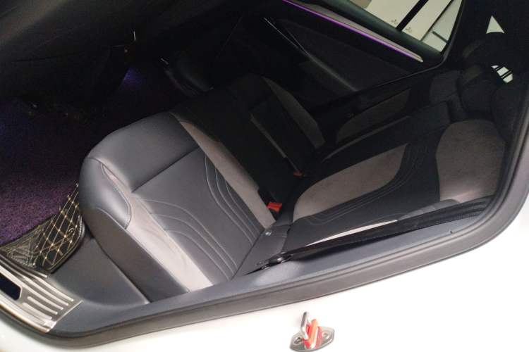 Used Volkswagen ID.4 CROZZ 2022 Long-Range PRO Edition