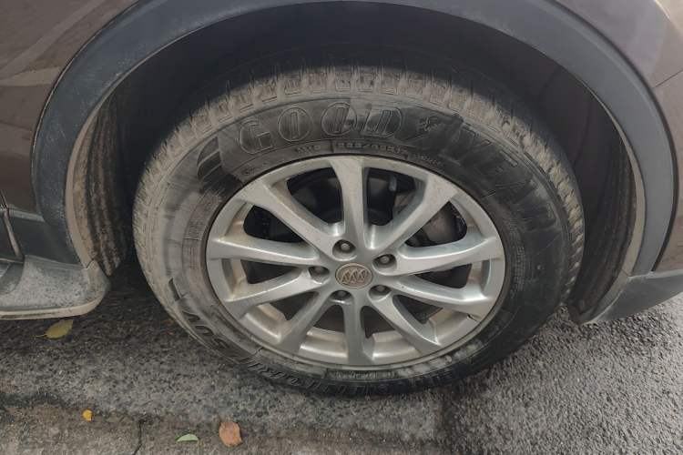 Used Buick Envision 2016 20T Two-Wheel-Drive Elite Model
