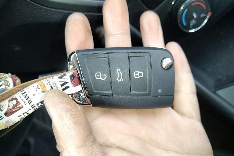 Used Volkswagen Lavida 2022 1.5L Automatic Comfort Edition
