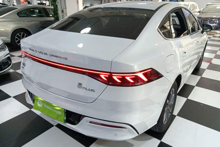 Used BYD Qin PLUS 2024 HONOR Edition DM-i 55KM Leading Model
