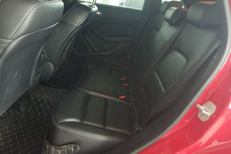 Used Mercedes-Benz B-Class 2017 B 200 Fashion Model