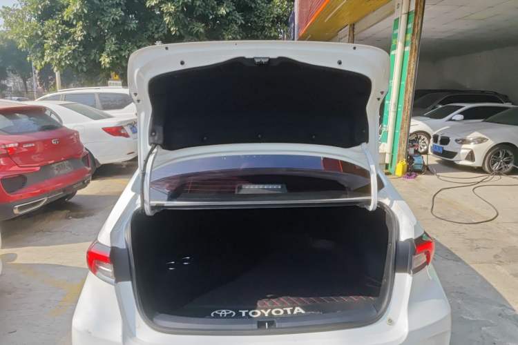 Used Toyota Corolla 2021 Dual-Motor 1.8L E-CVT Elite Edition
