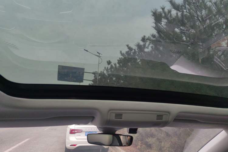 Used Volkswagen Tayron 2023 330TSI Two-Wheel-Drive Luxury Plus Advanced Version