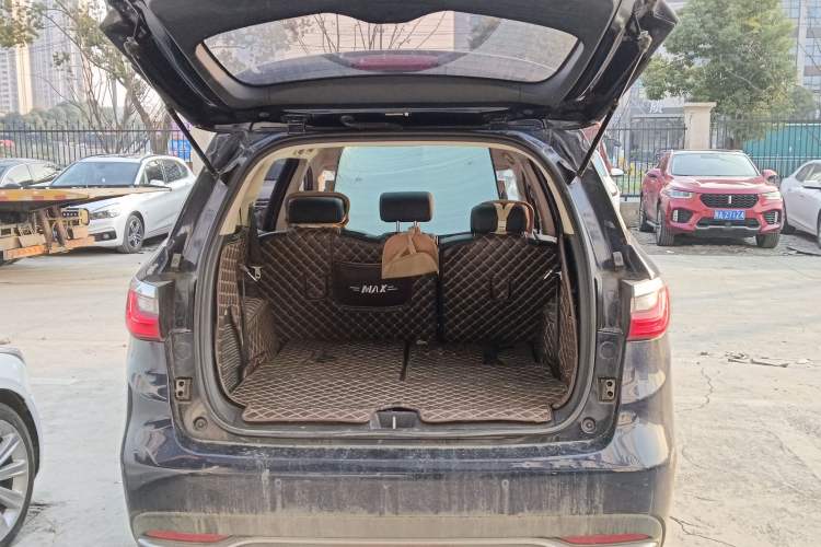 Used BYD Song MAX 2017 1.5T Automatic Smart Connect Elite 7-Seater
