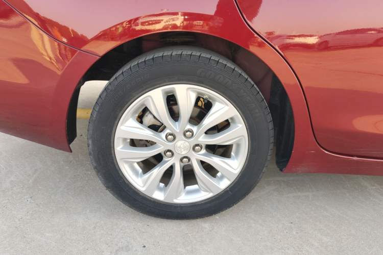 Used Buick GT 2018 15T Dual-Clutch Elite Model China V Standard
