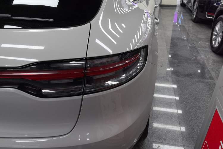 Used Porsche Macan 2018 Macan 2.0T