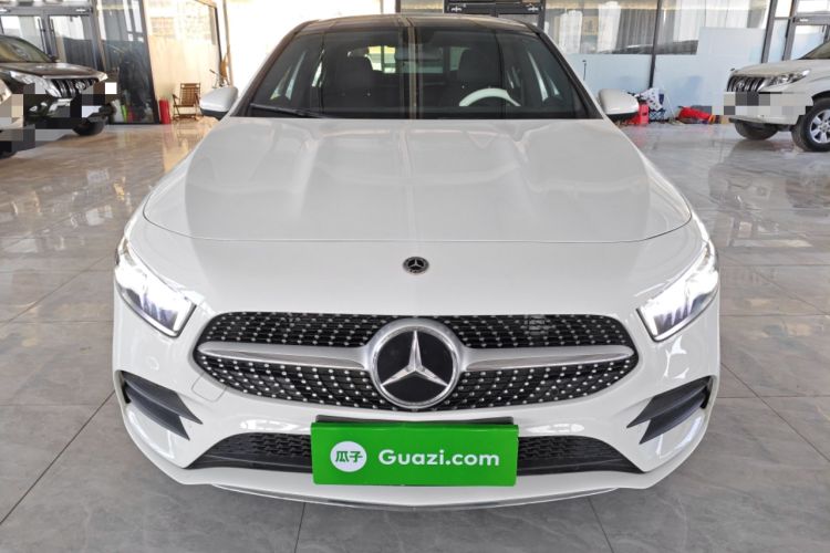 Used Mercedes-Benz A-Class 2022 Second Facelift A 200 L Sport Sedan Fashion Version
