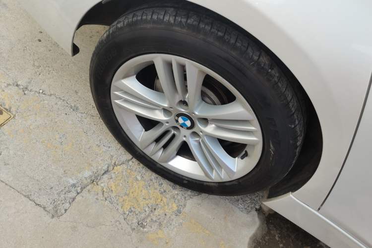 Used BMW 3 Series 2017 320Li Fashion Model
