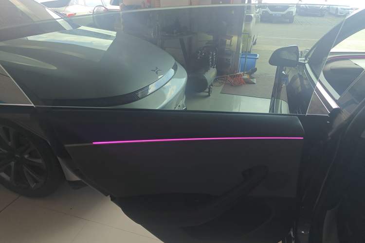 Used Tesla Model 3 2025 Rear-Wheel-Drive Version
