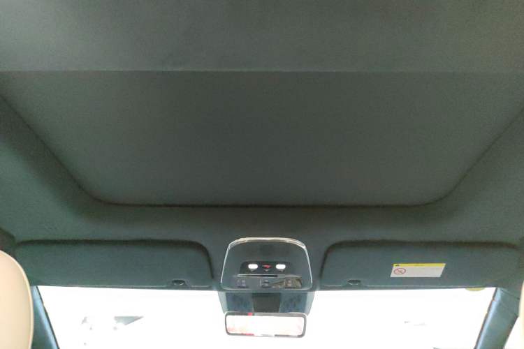 Used Zeekr 009 2024 Six-Seat Executive Version 4WD 108 kWh
