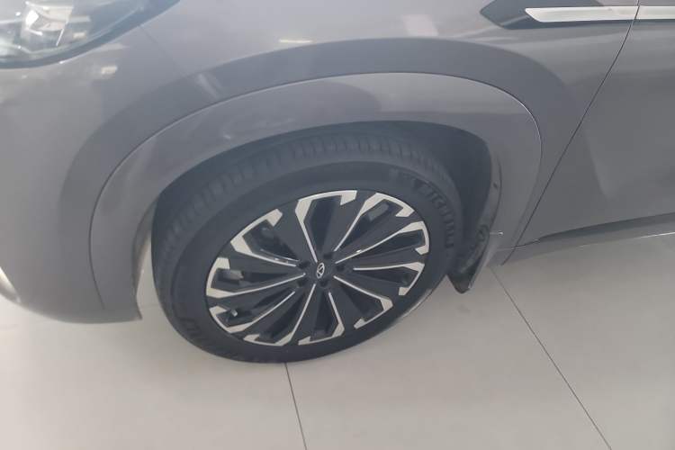 Used Chery Tiggo 9 2023 2.0T Dual-Clutch Two-Wheel Drive Prestige Version 7 Seats
