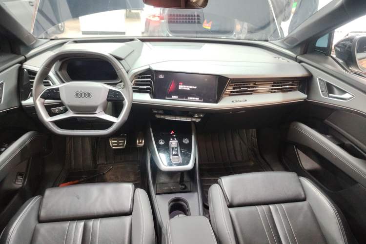 Used Audi Q5 e-tron 2023 40 e-tron Shining Edition Mecha Kit
