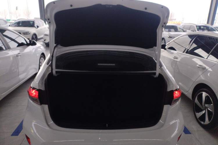 Used Toyota Levin 2022 185T CVT Luxury Edition
