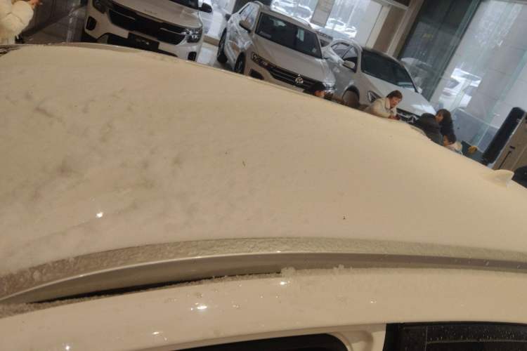 Used Toyota YARiS L 2021 X-Trail 1.5L CVT Luxury Edition
