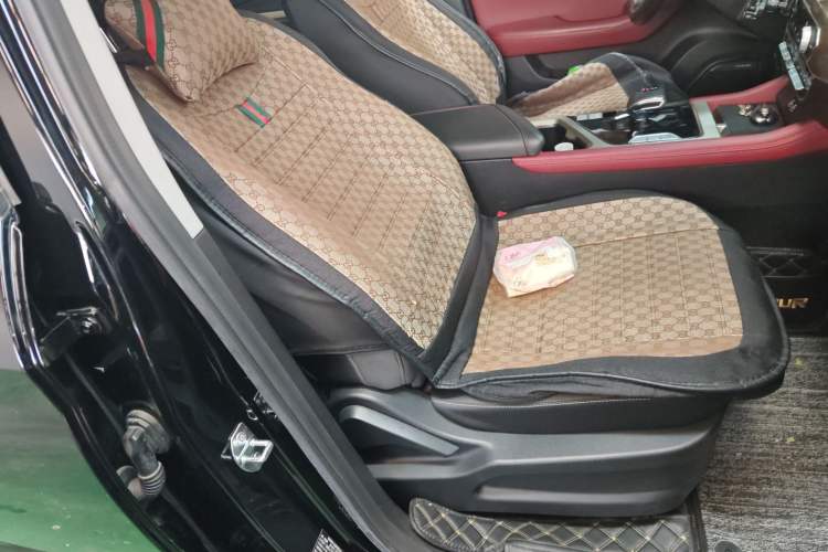 Used JETOUR X70 2023 1.5T DCT Beyond PRO Edition 7 Seats
