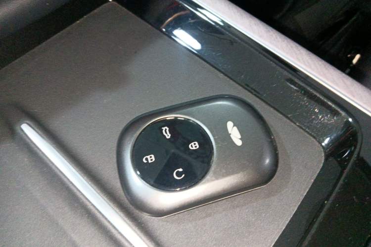 Used Chery Fengyun T10 2024 210 Luxury Edition
