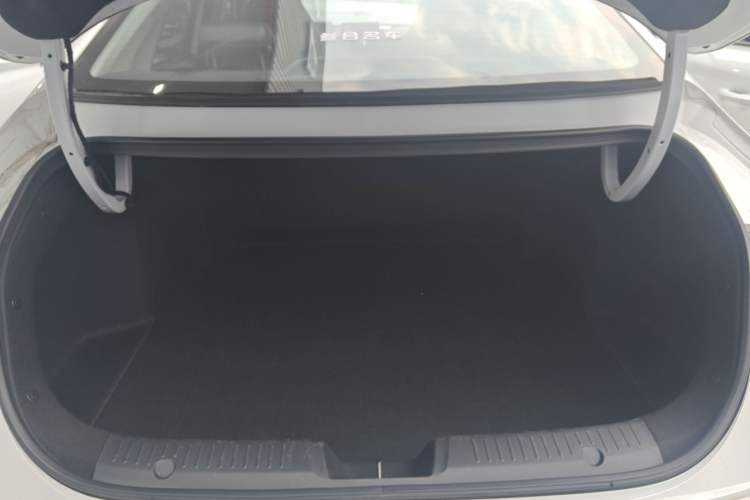 Used Changan Eado 2024 1.5T GDI Automatic Prestige Edition
