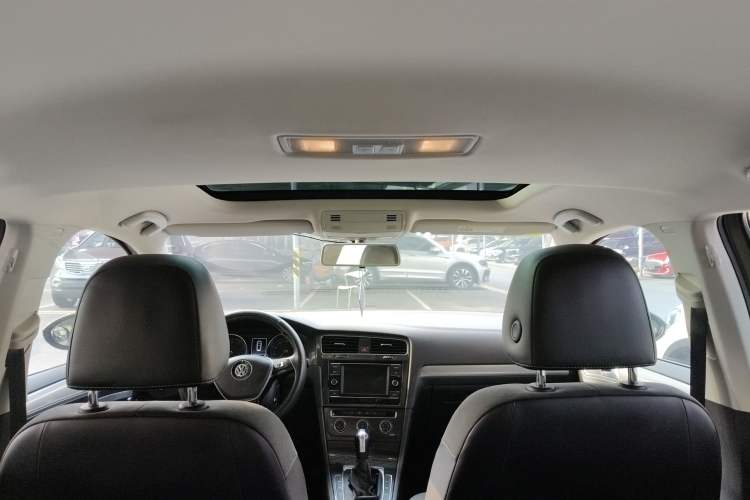 Used Volkswagen Golf 2018 230TSI Automatic Comfort Model