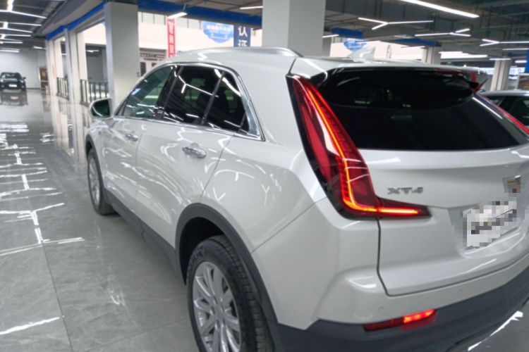Used Cadillac XT4 2021 28T Two-Wheel Drive Tech Edition