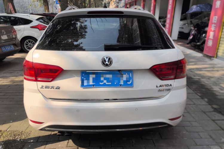 Used Volkswagen Gran Lavida 2015 230TSI DSG Comfort Edition
