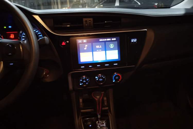 Used Toyota Corolla 2017 Revised Version 1.2T S-CVT GL-i