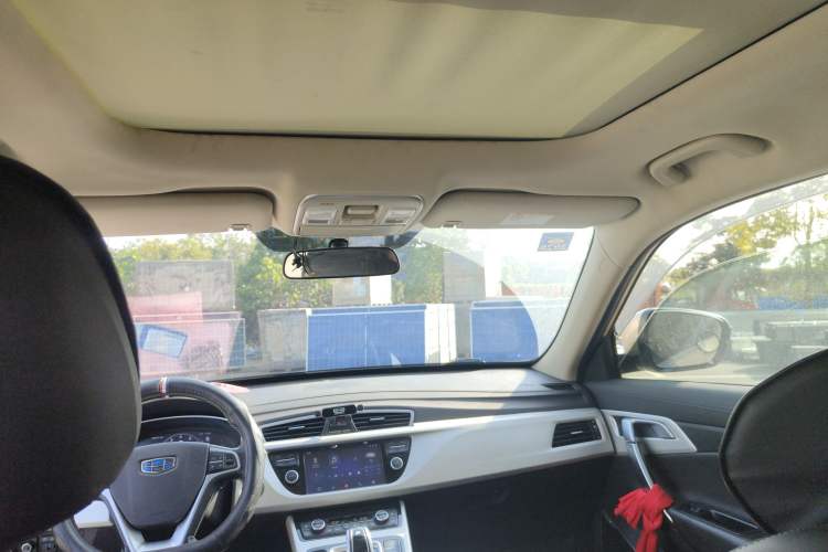 Used Geely Auto Emgrand X7 Sport 2020 1.8TD DCT Two-Wheel Drive Smart Connect 4G-Enabled Version
