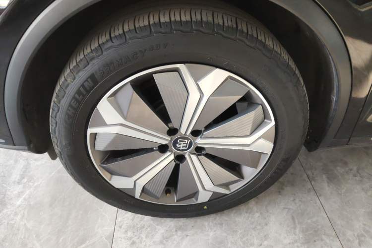 Used BYD Tang New Energy 2021 EV Long-Range Luxury Model