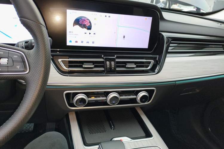 Used Hongqi HS5 2025 2.0T Two-Wheel Drive Flagship Pro Edition
