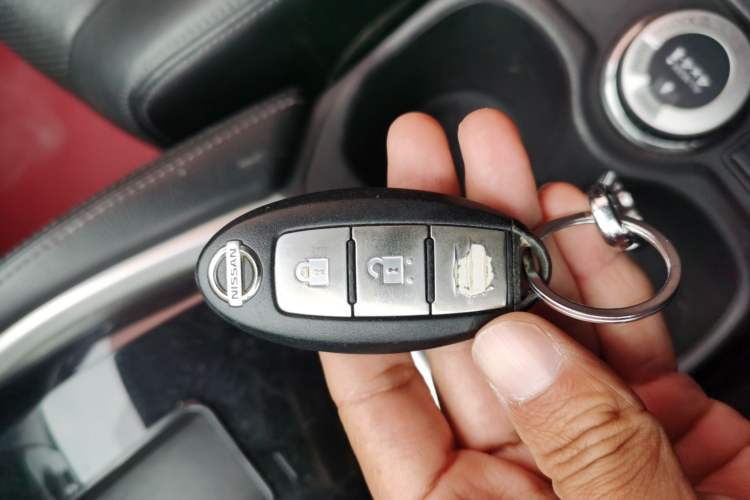 Used Nissan X-Trail 2016 2.0L CVT Smart Enjoyment Version 4WD