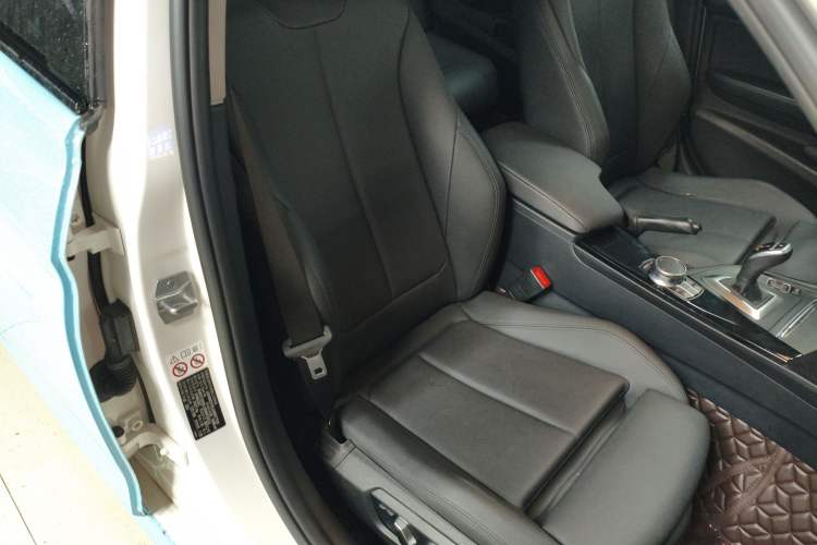 Used BMW 3 Series 2018 320Li Leading Model M Sport Package