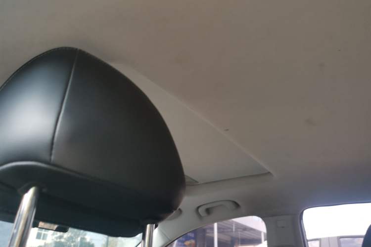 Used Roewe i5 2019 1.5L Automatic 4G Connected Langhao Edition
