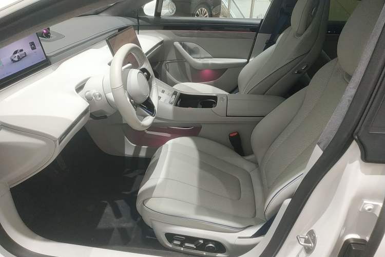 Used Hima Luxeed S7 2024 Max+ Rear-Drive Ultra-Range Intelligent Driving Edition
