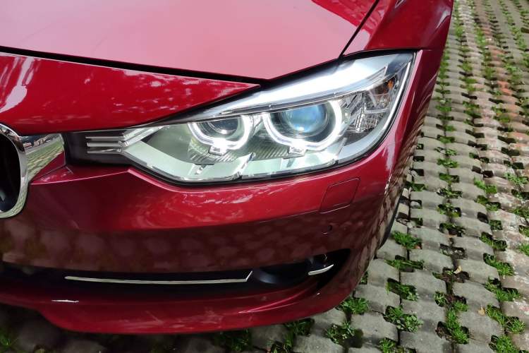 Used BMW 3 Series 2015 320Li Luxury Edition Fashion Model
