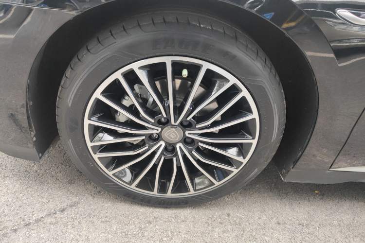 Used BYD Han 2023 DM-i Champion Edition 121KM Prestige Model