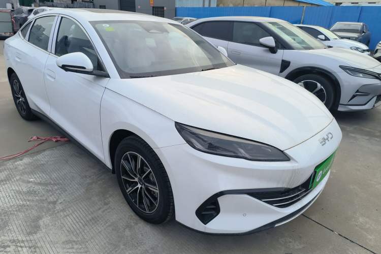 Used BYD Seal 06 New Energy 2024 DM-i 120KM Luxury Model
