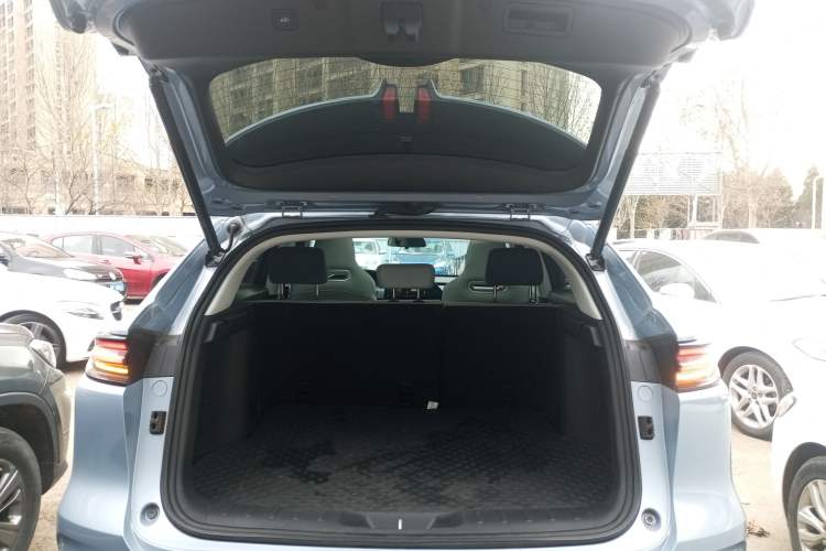 Used Changan UNI-K iDD 2022 Blue Whale iDD 130km 1.5T Excellence Model
