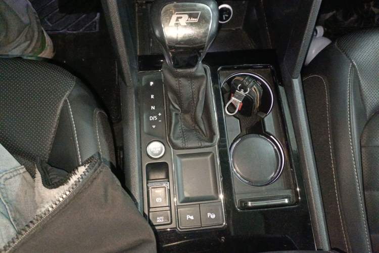 Used Volkswagen Teramont 2020 330TSI Two-Wheel-Drive Luxury Edition China VI Standard