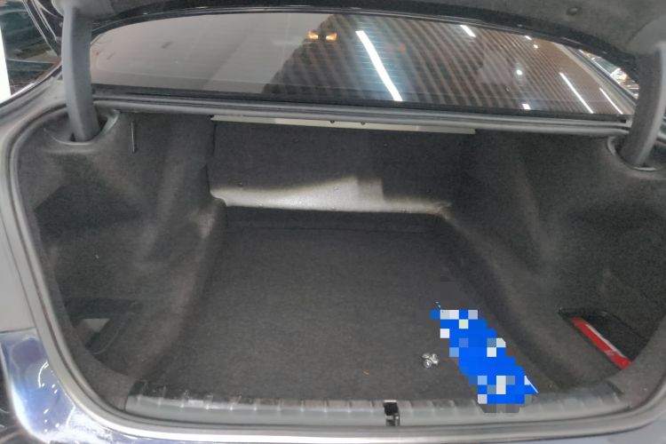 Used BMW 5 Series 2021 Facelifted 530Li Leading Edition M Sport Package
