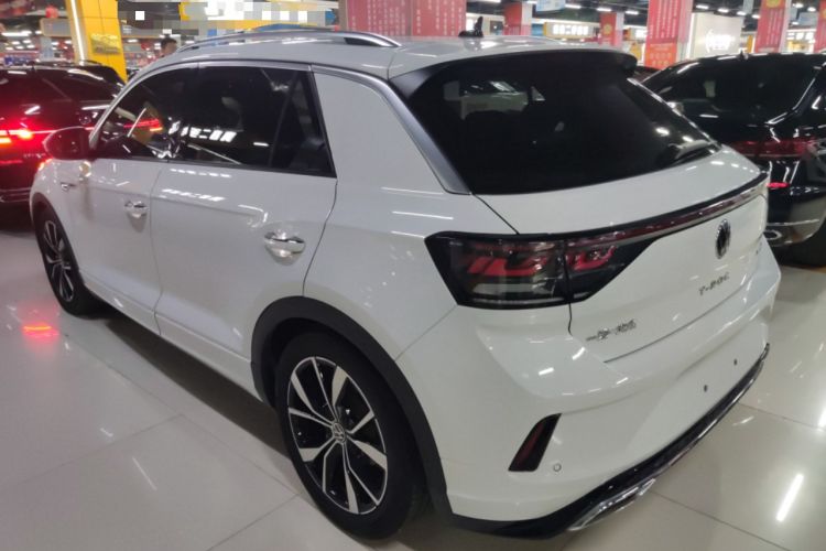 Used Volkswagen T-ROC 2023 300TSI DSG Two-Wheel-Drive Chen Guang Edition
